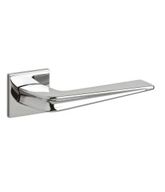Set de manijas OLIVARI, modelo CHEVRON, diseño de Zaha Hadid, 2015