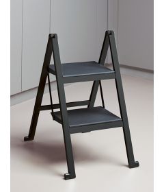 Escalera abatible STEPOLO 2, 2 escalones 190/440 mm, capacidad 120 kg, color negro.